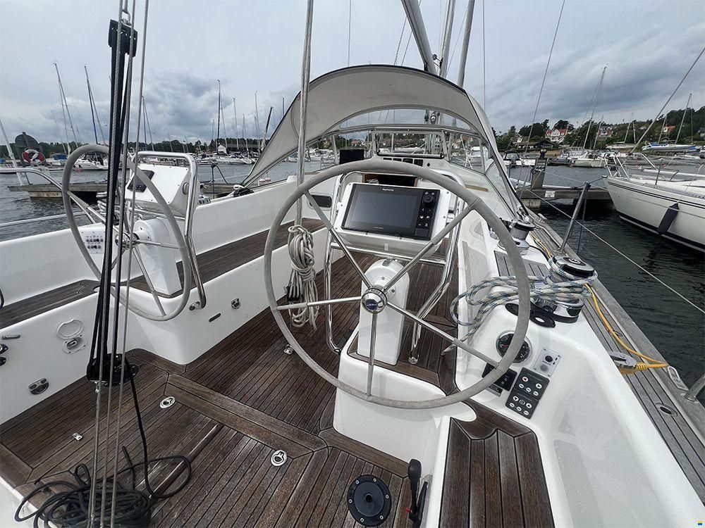 Hallberg-Rassy 340