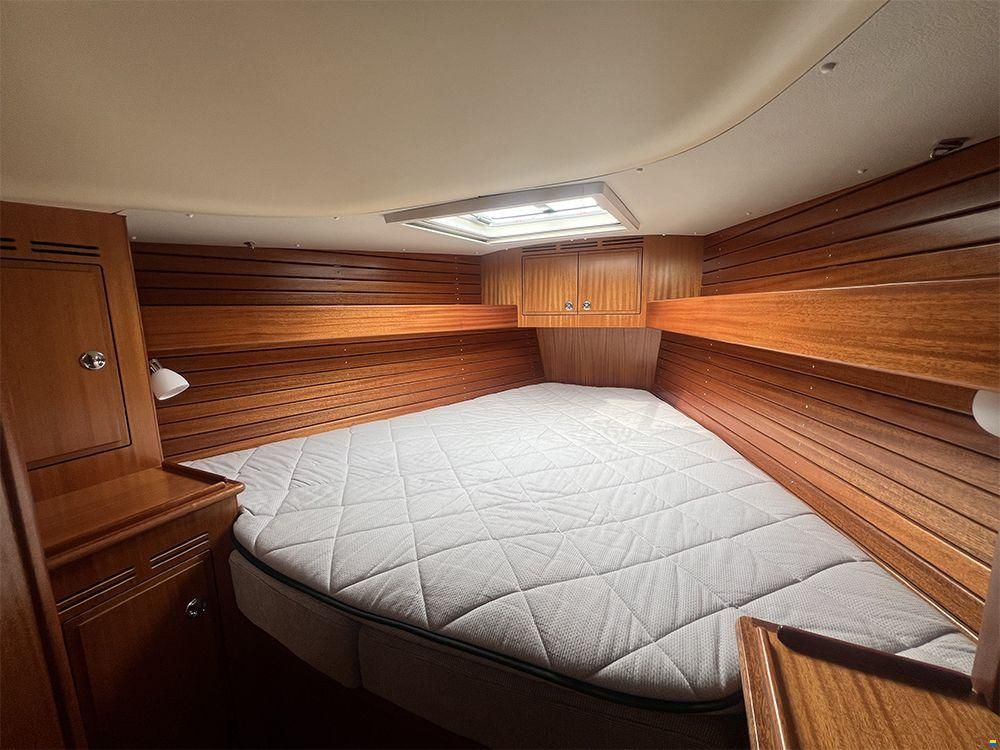 Hallberg-Rassy 340
