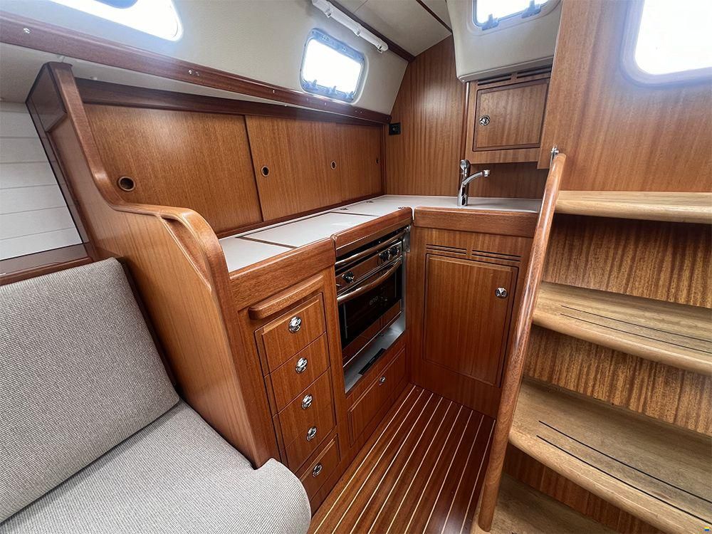 Hallberg-Rassy 340