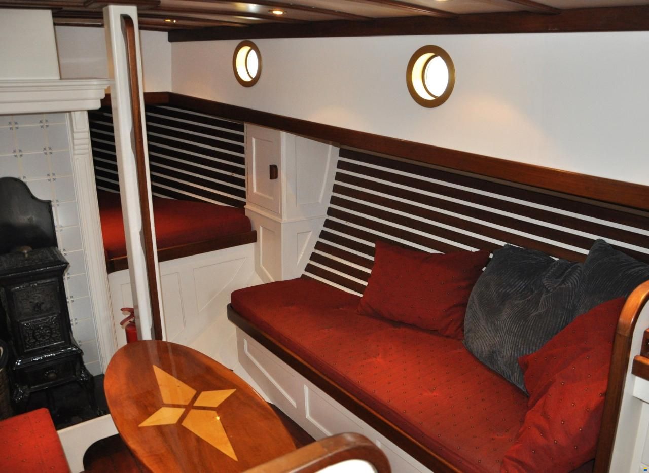 Danish Rose 31
