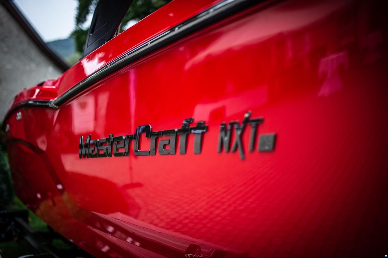 MasterCraft NXT23 | 2025 | red