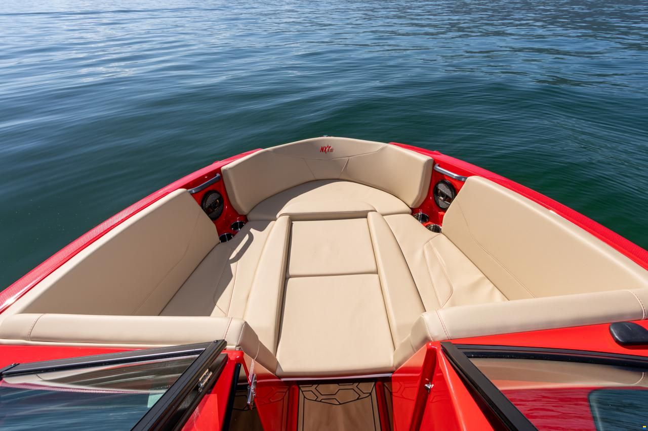 MasterCraft NXT23 | 2025 | red