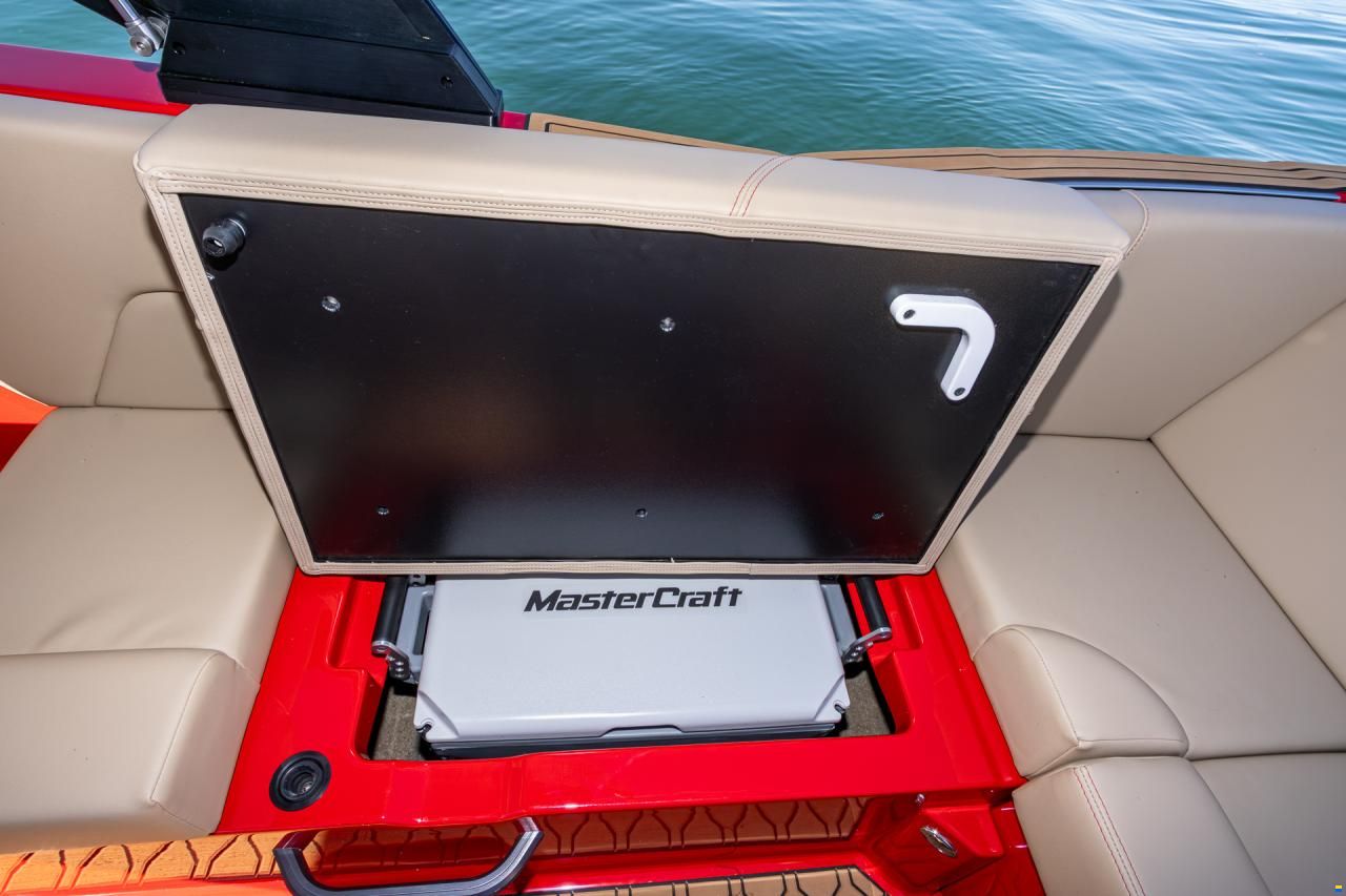 MasterCraft NXT23 | 2025 | red