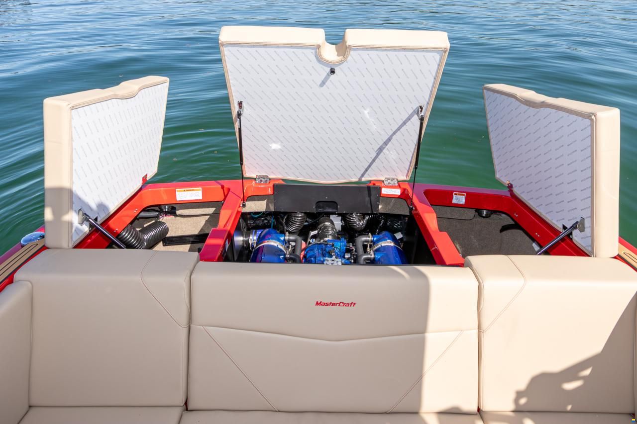 MasterCraft NXT23 | 2025 | red