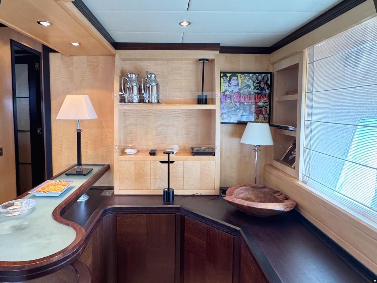 Mangusta 72