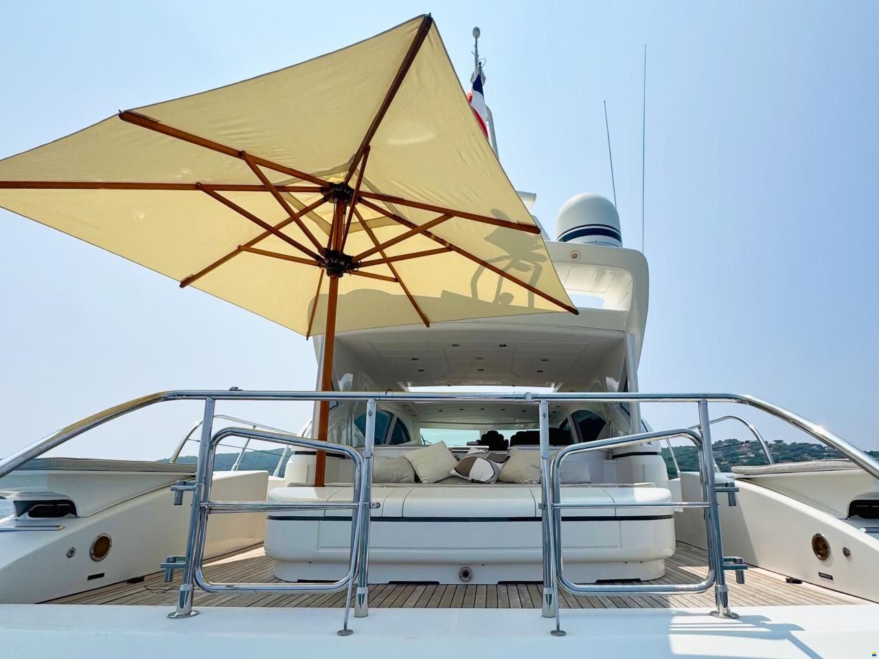 Mangusta 72