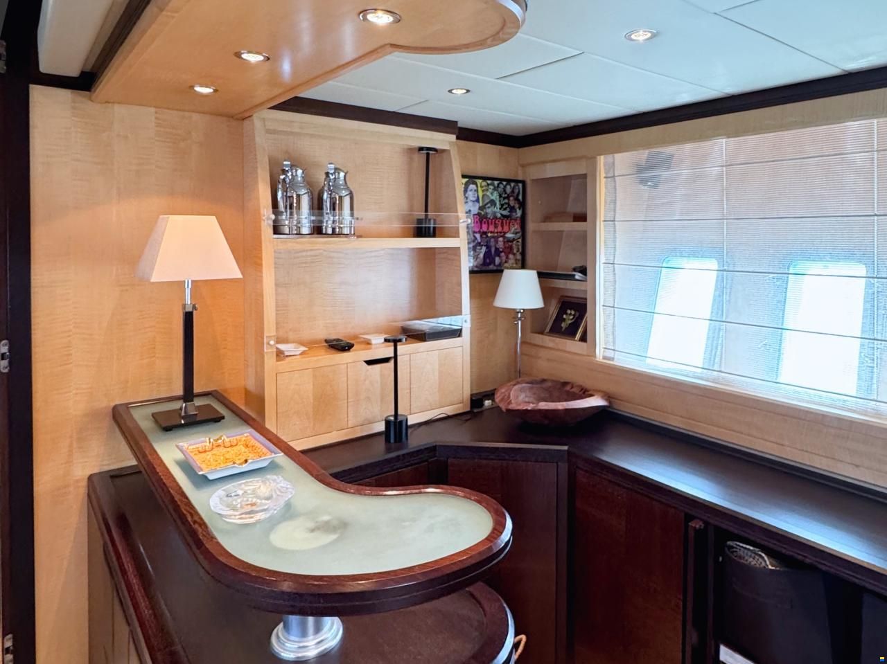 Mangusta 72