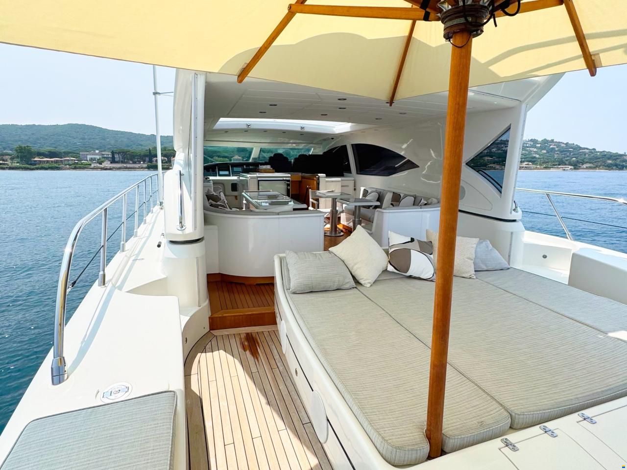 Mangusta 72