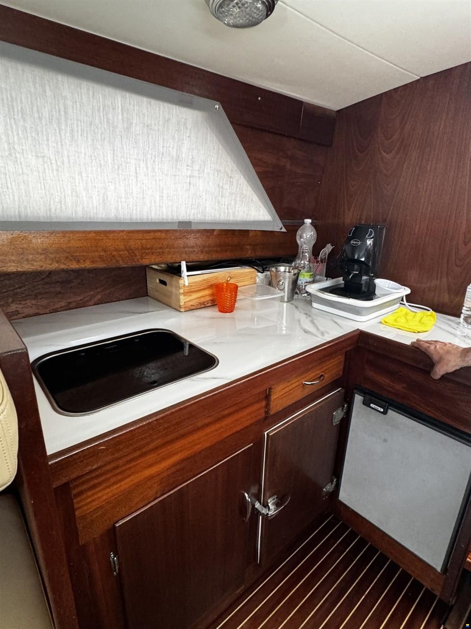 Chris Craft 31 COMMANDER