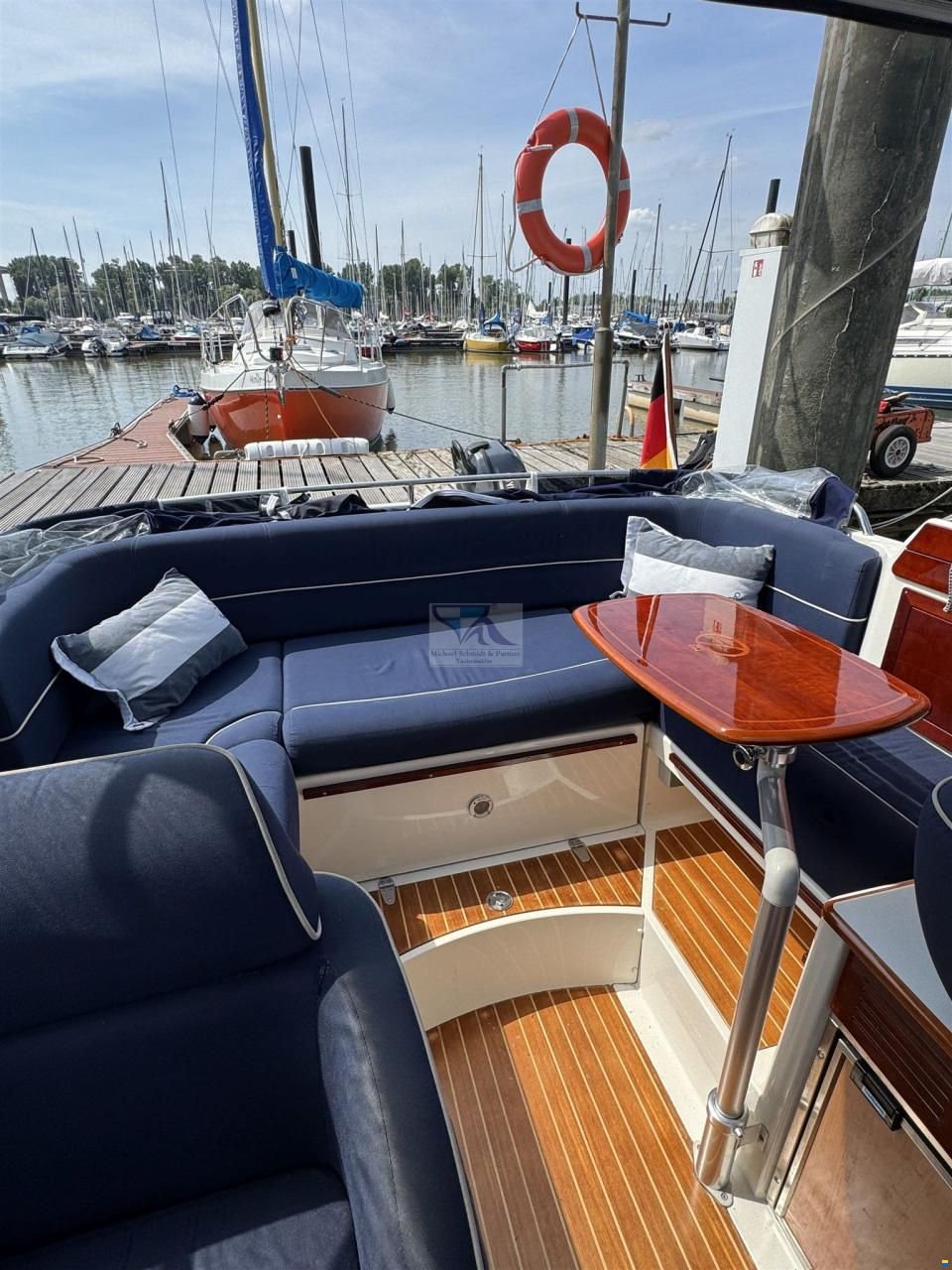 Aquador 23 DC