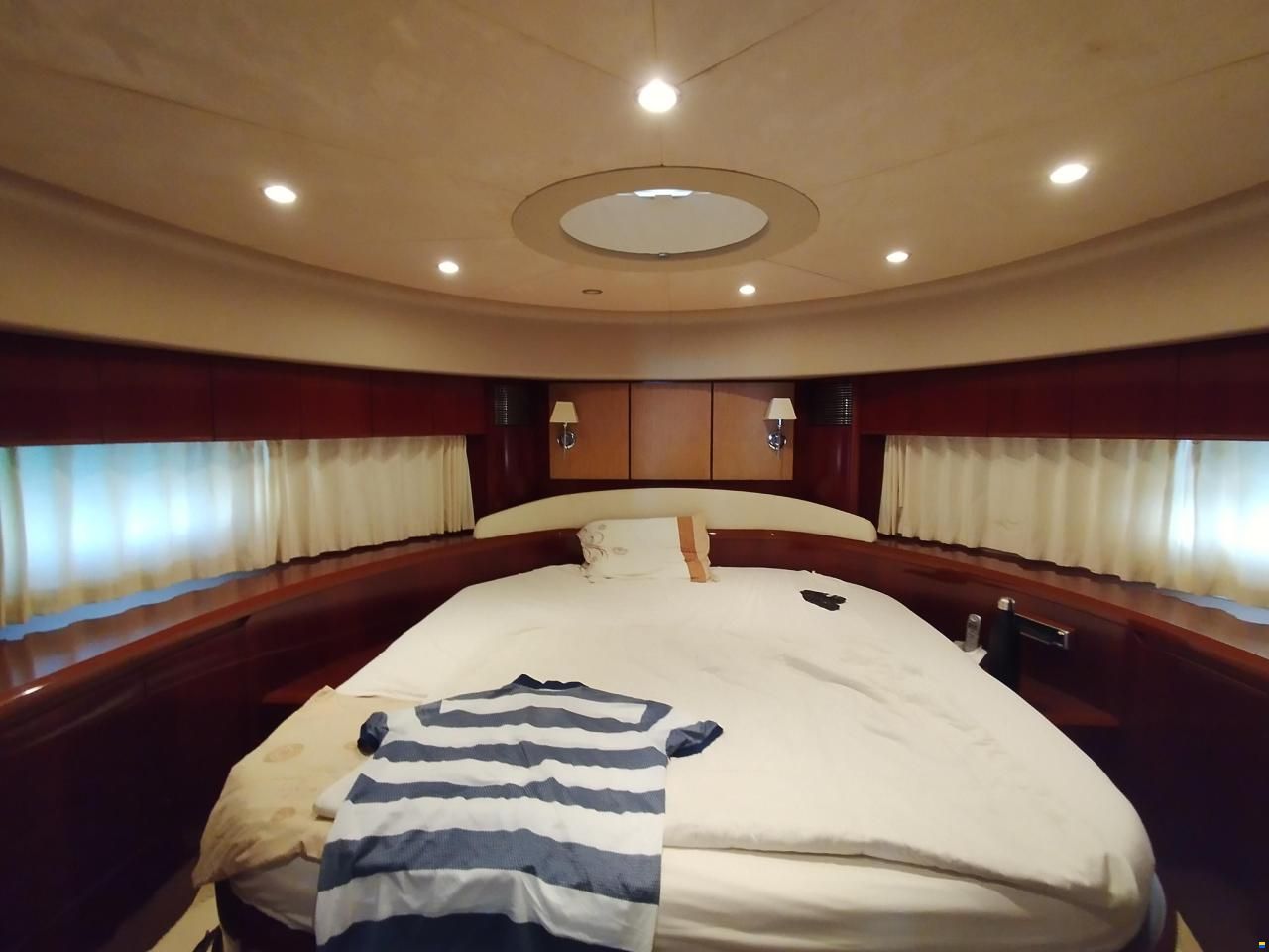 Princess 21M