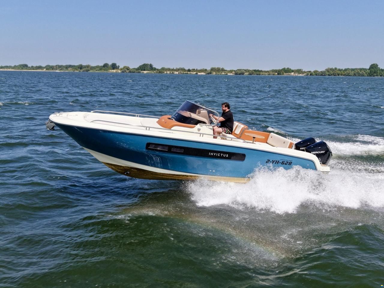 Invictus 270 CX