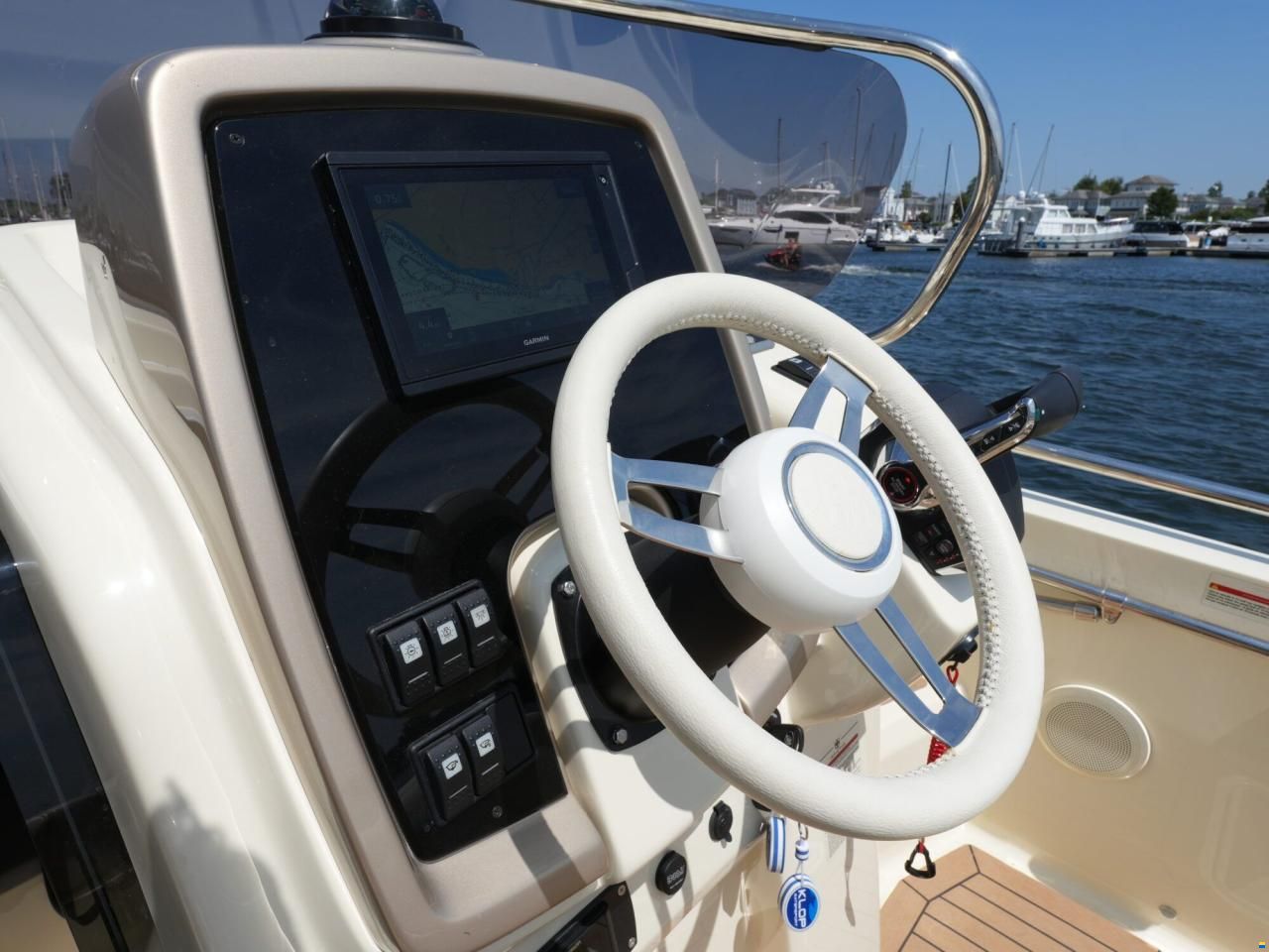 Invictus 270 CX