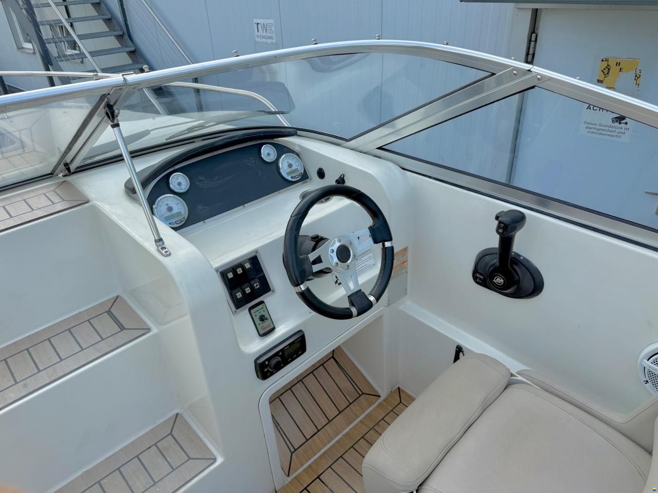 Quicksilver Activ 645 Cruiser