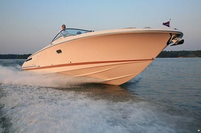 Chris Craft Corsair 32