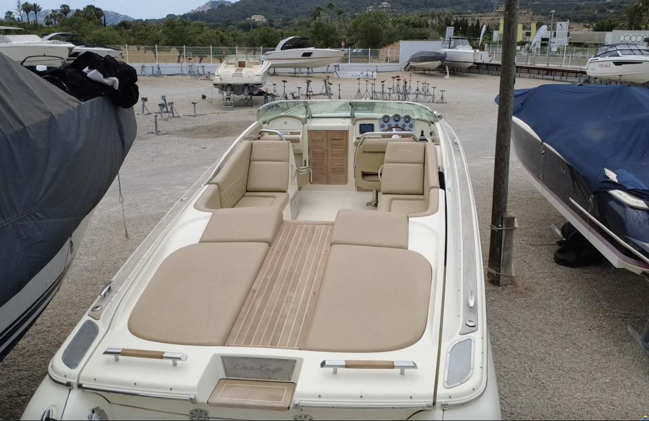 Chris Craft Corsair 32