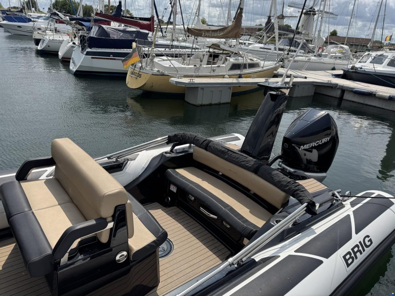 Brig Inflatable Boats Eagle 8