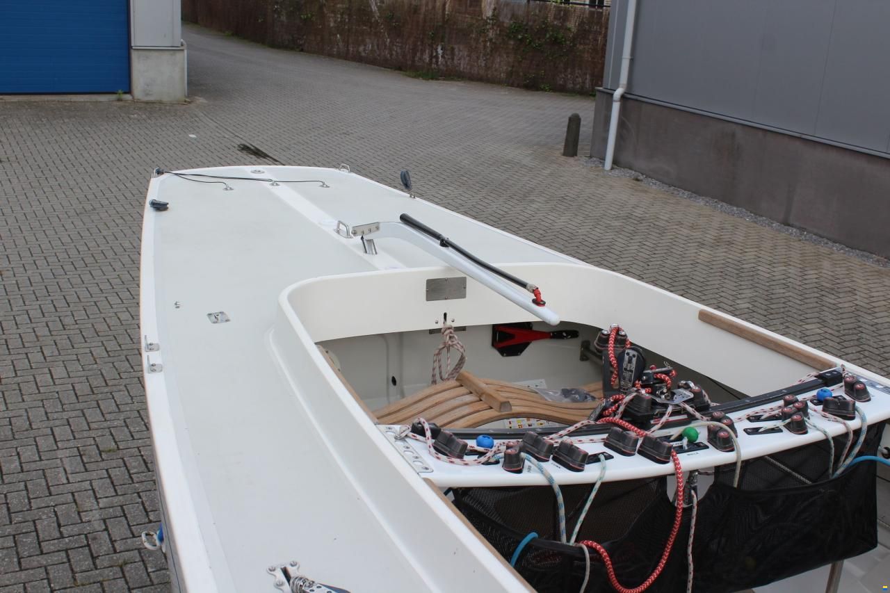 Draak 870