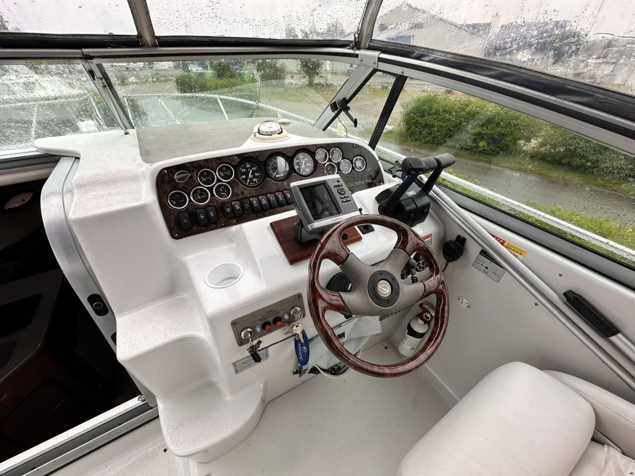 Crownline 290 CR