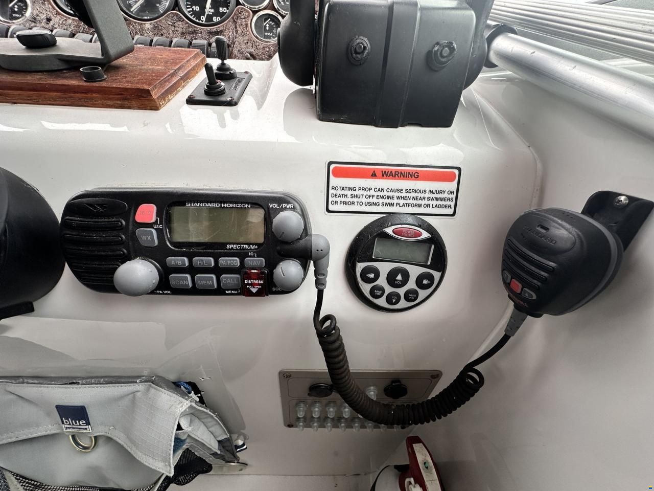 Crownline 290 CR