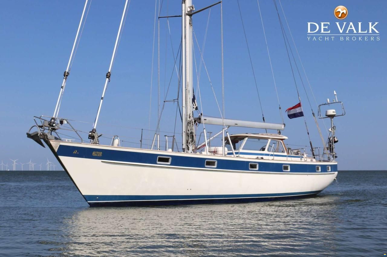 Hallberg-Rassy 49