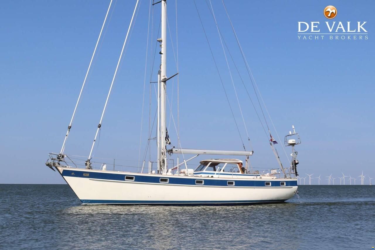 Hallberg-Rassy 49