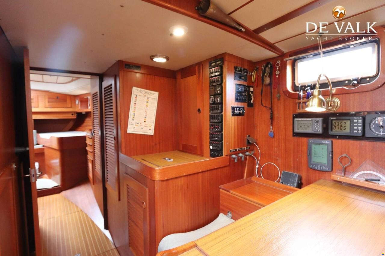 Hallberg-Rassy 49