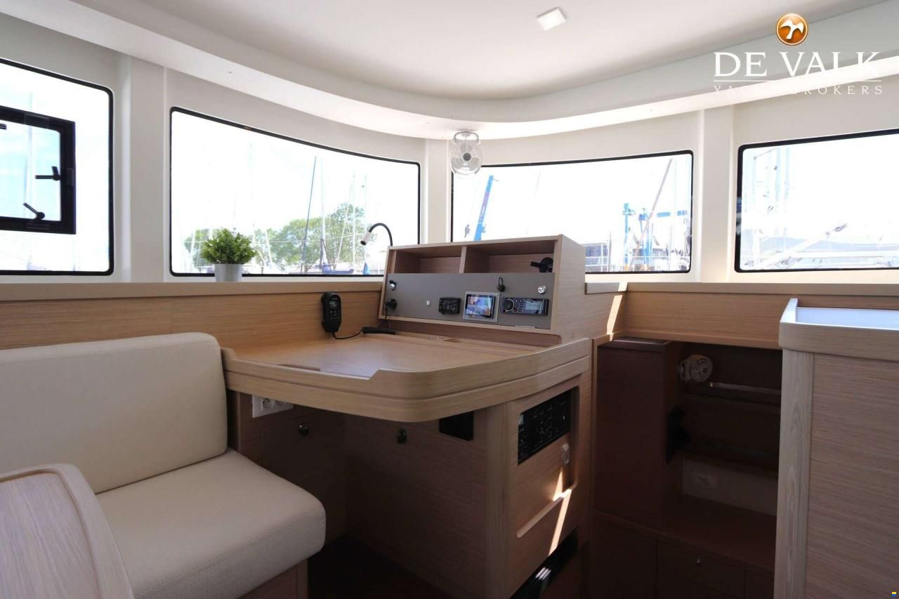 Lagoon 42