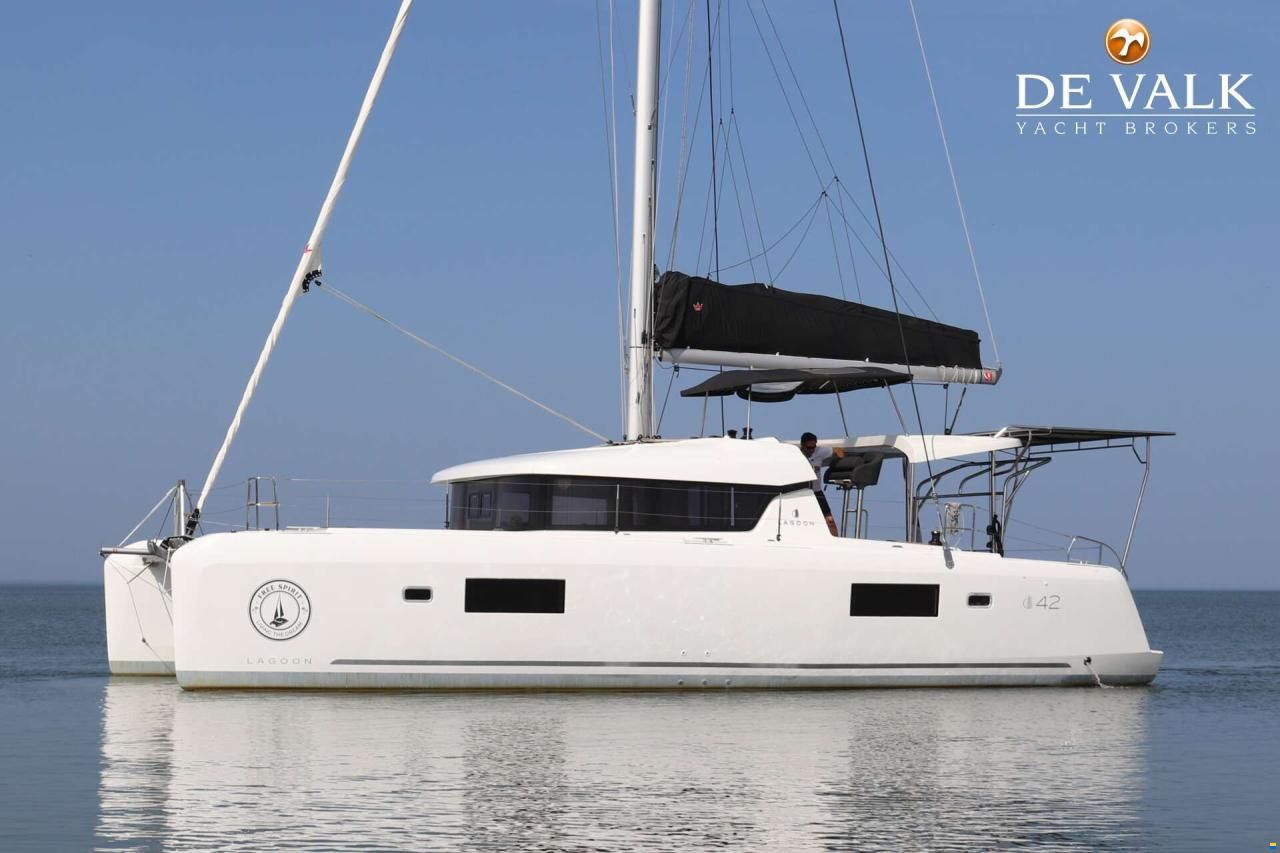 Lagoon 42