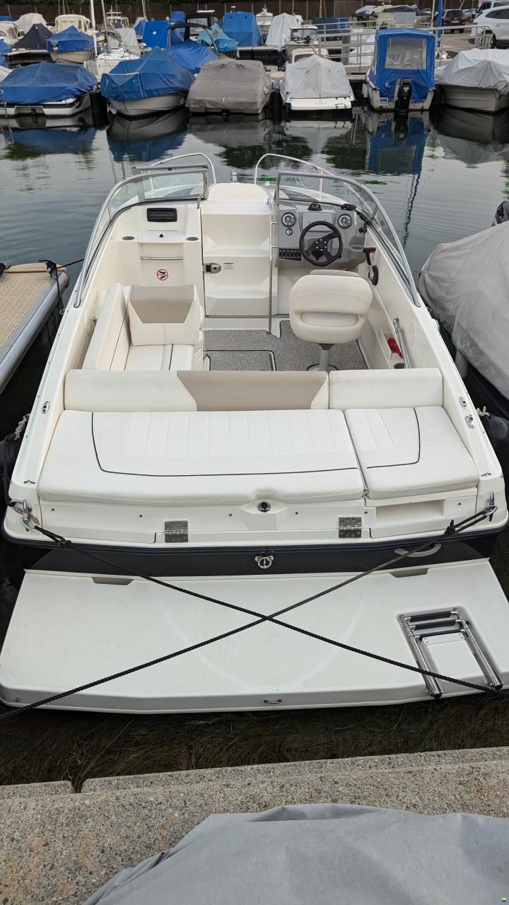 Bayliner 642 Cuddy