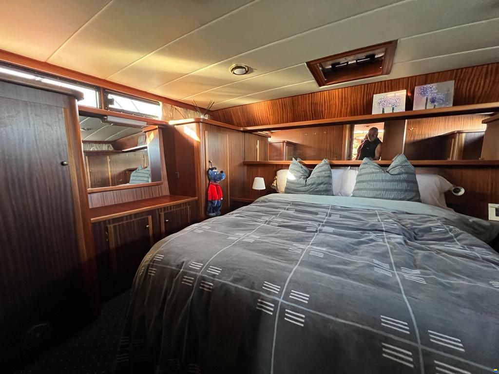 Wim van der Valk Superfalcon 45