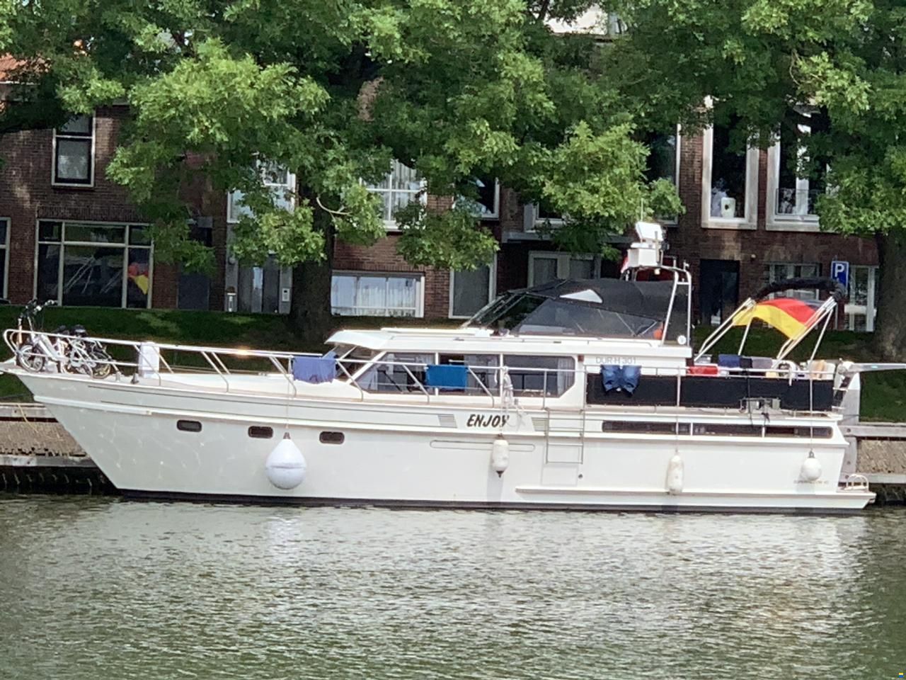 Wim van der Valk Superfalcon 45