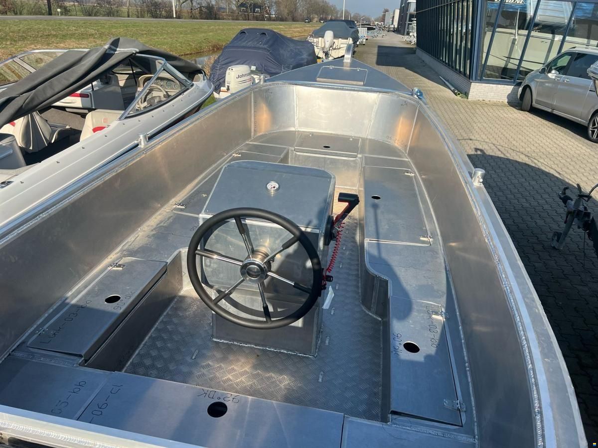 AluShip Sloep 600