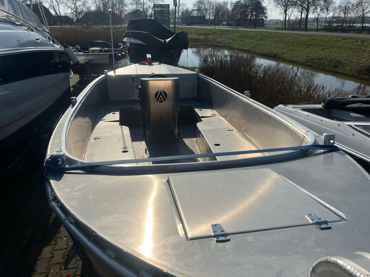 AluShip Sloep 600