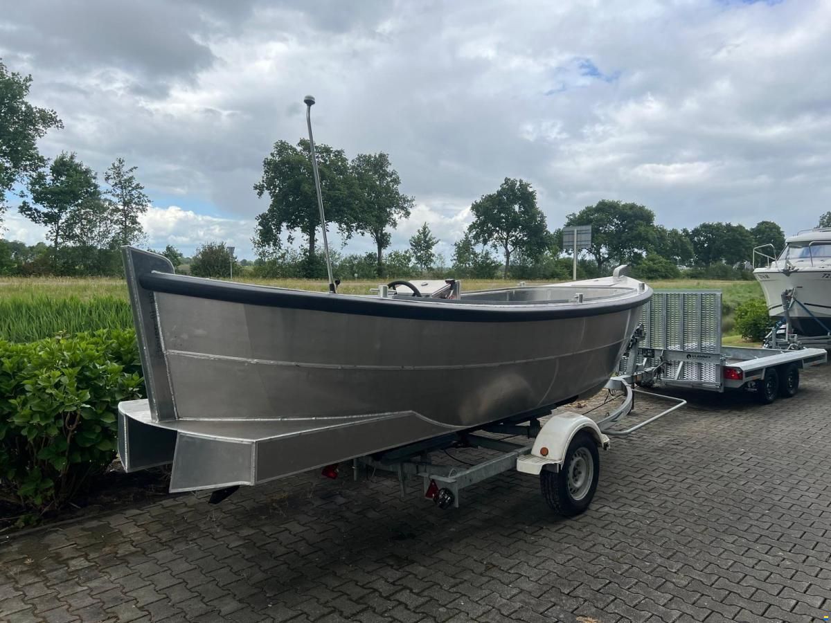 AluShip Sloep 600