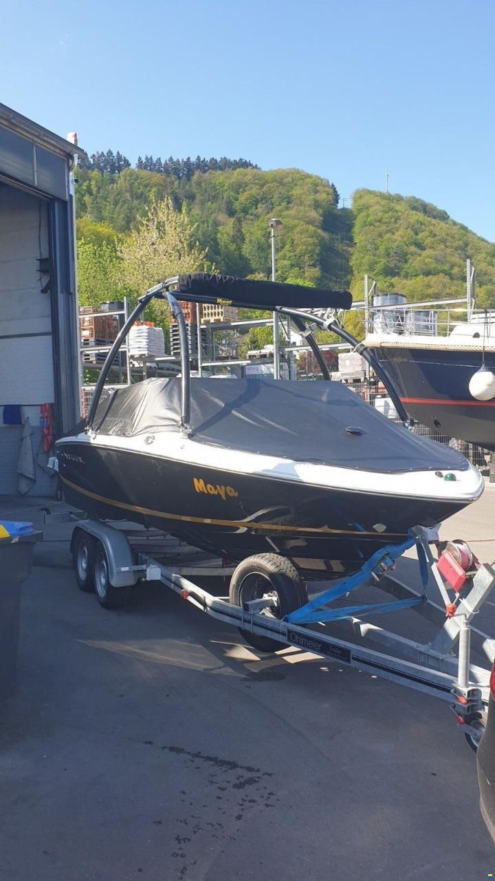 Regal 1900 BOWRIDER MIT TOWER