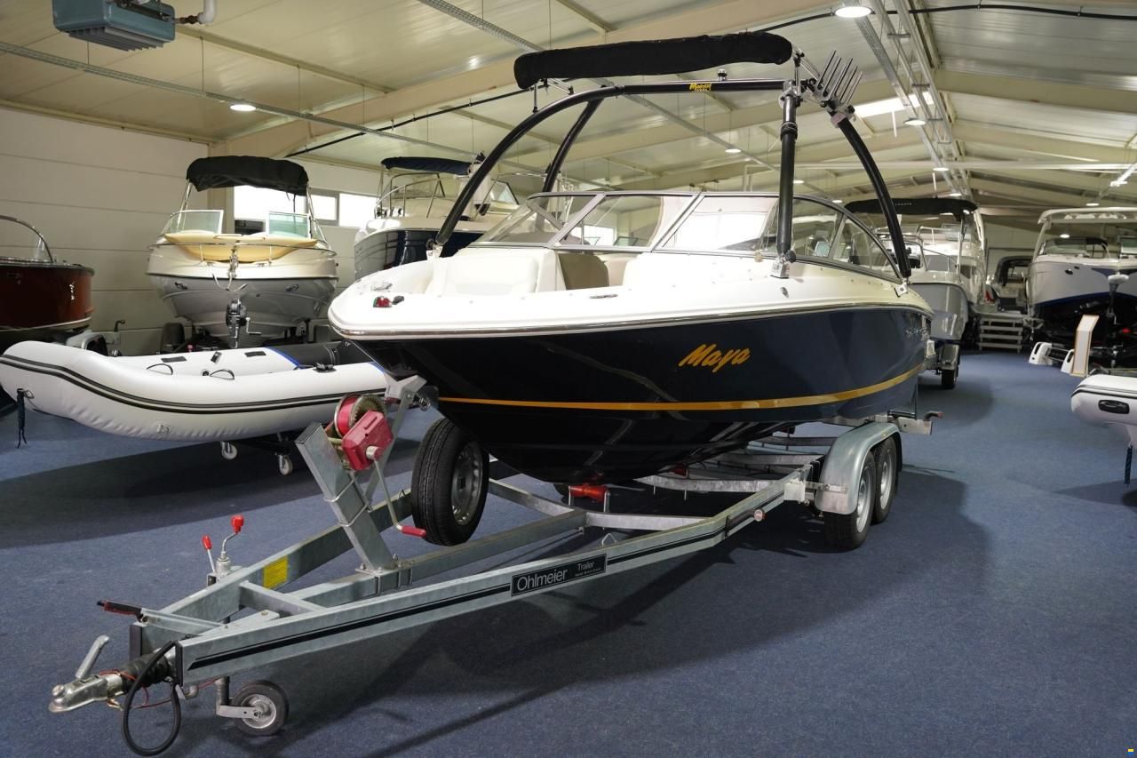 Regal 1900 BOWRIDER MIT TOWER