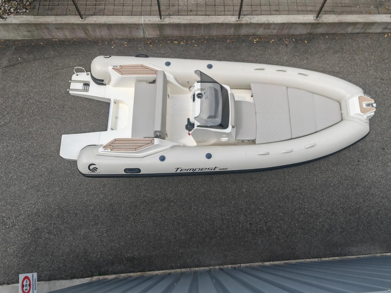 Capelli Tempest 480 TOP