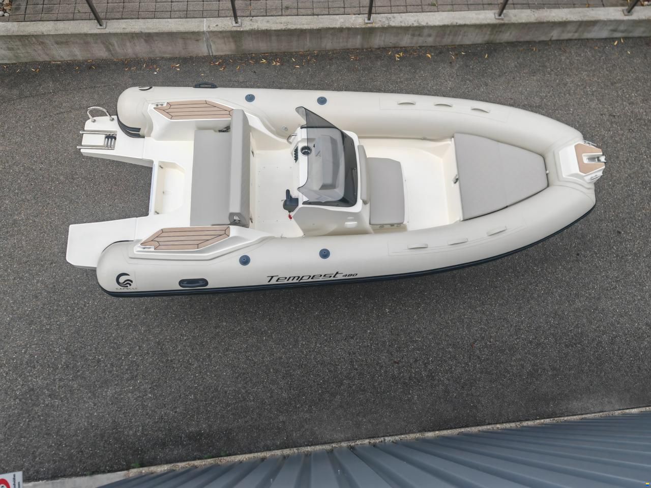 Capelli Tempest 480 TOP