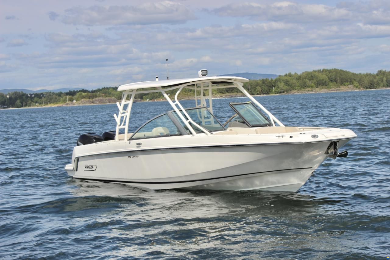 Boston Whaler 270 Vantage