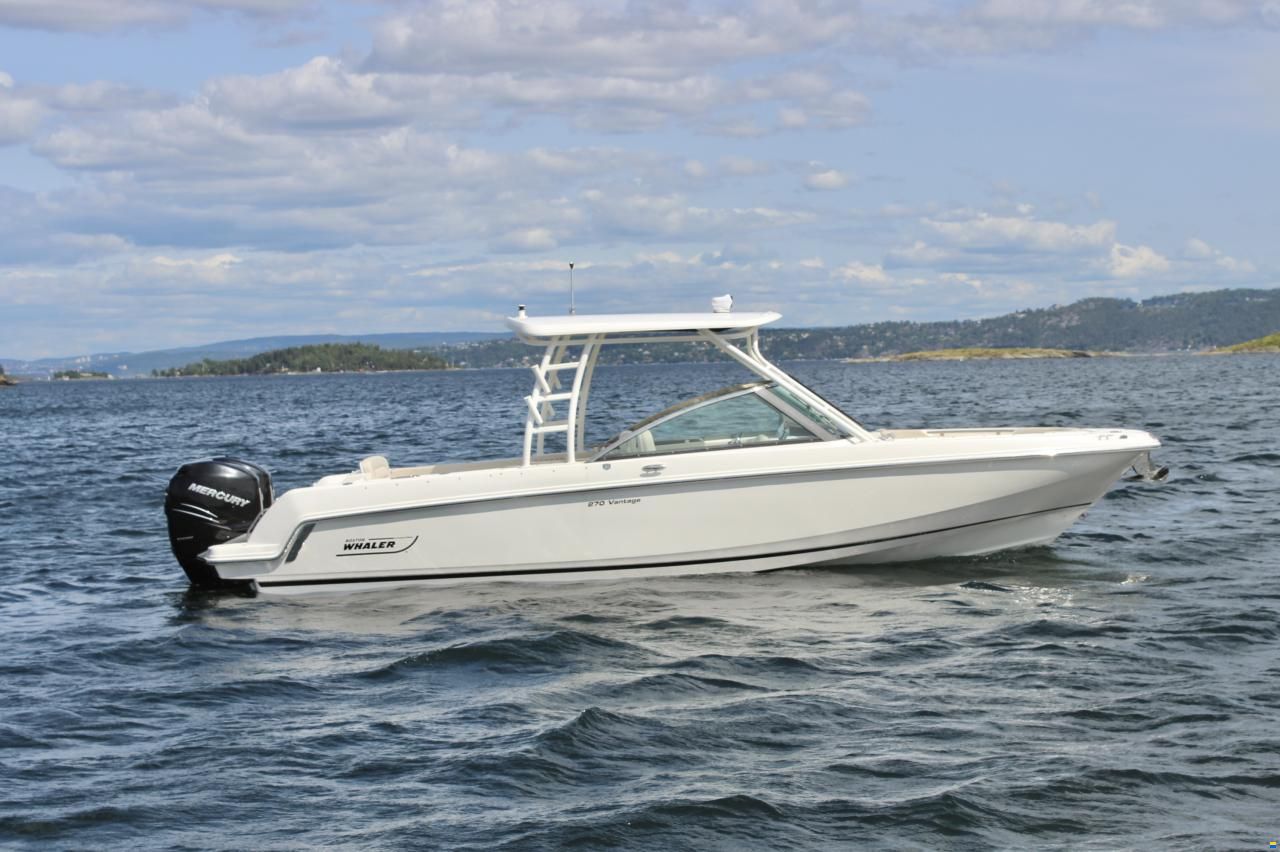 Boston Whaler 270 Vantage