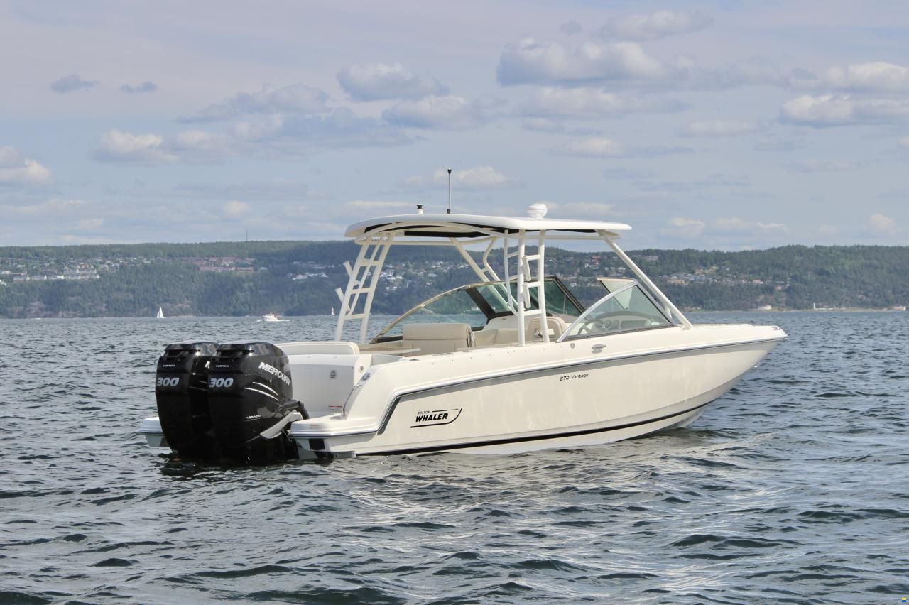 Boston Whaler 270 Vantage