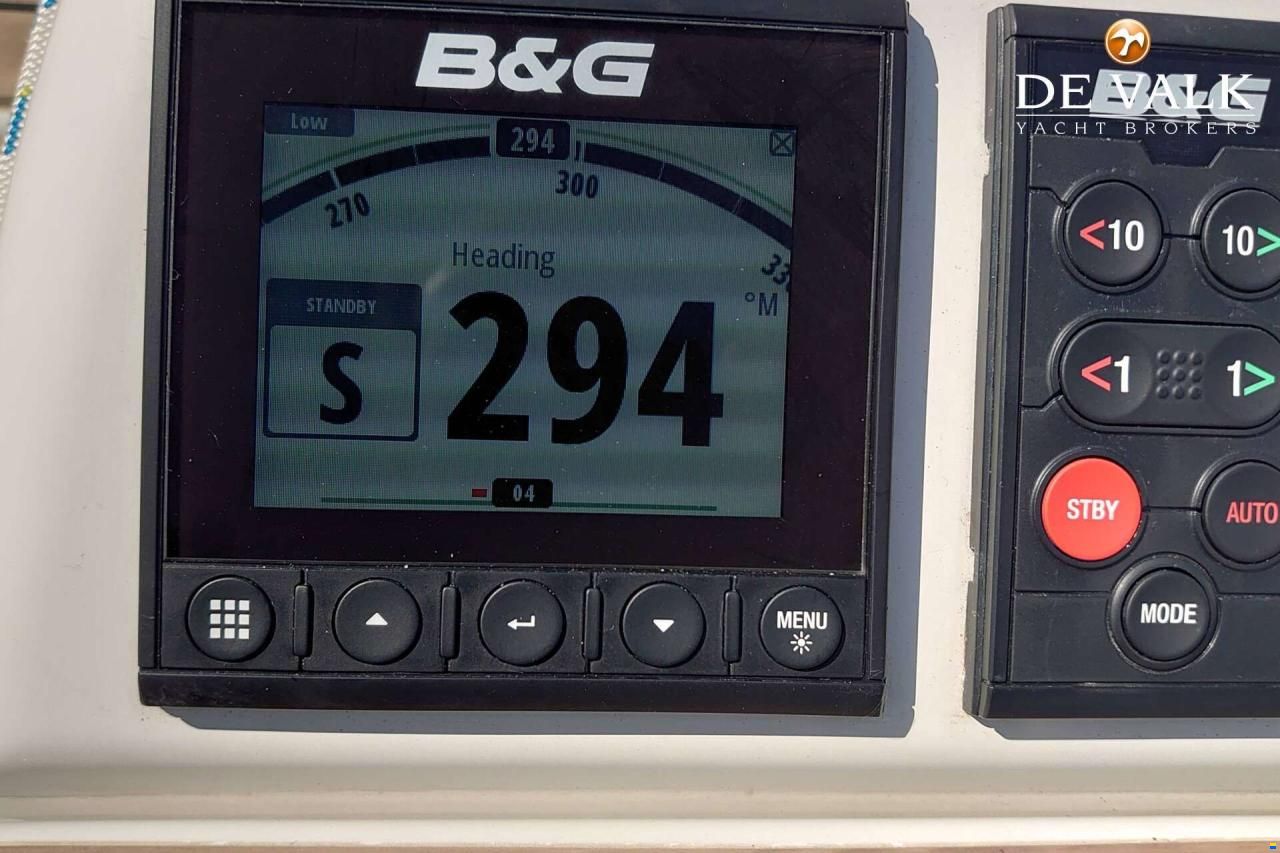 Hanse 348