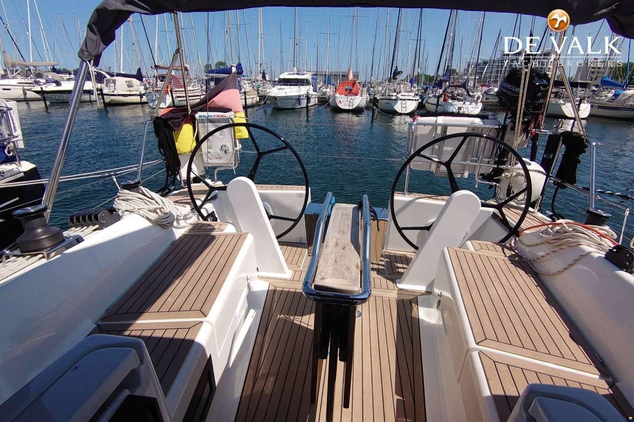 Hanse 348
