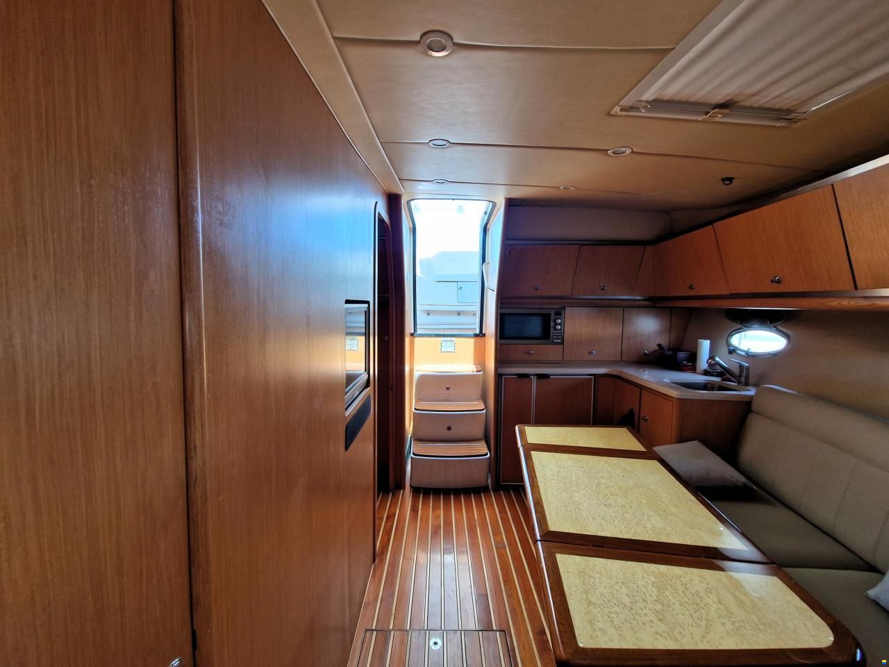 Tiara 4200 Open