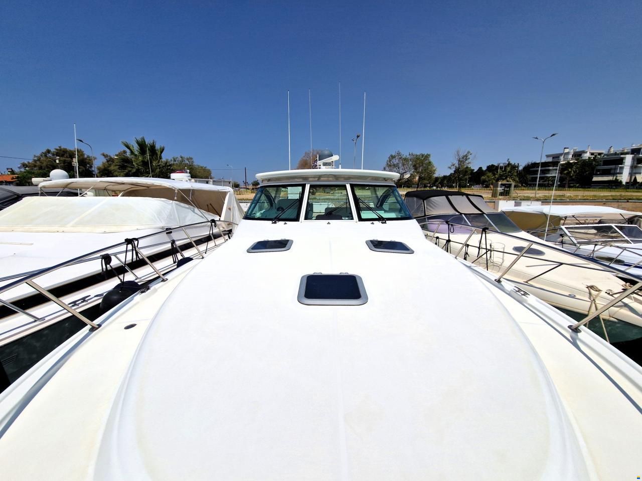 Tiara 4200 Open