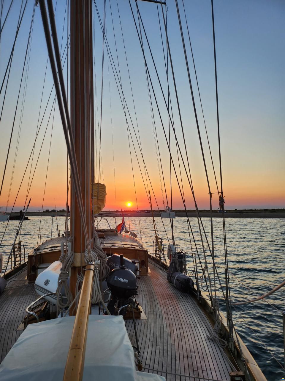 Alu Marine Schooner 64