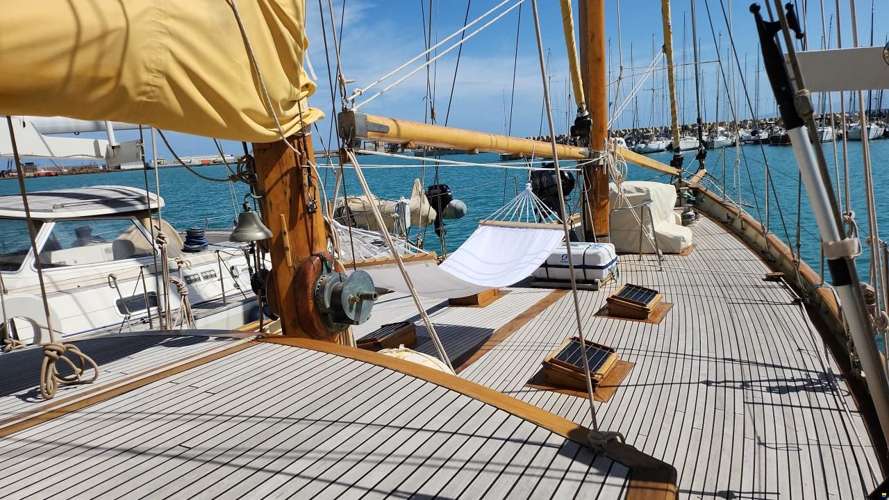 Alu Marine Schooner 64