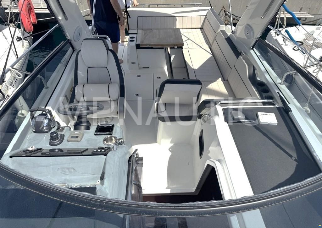 Jeanneau Leader 30