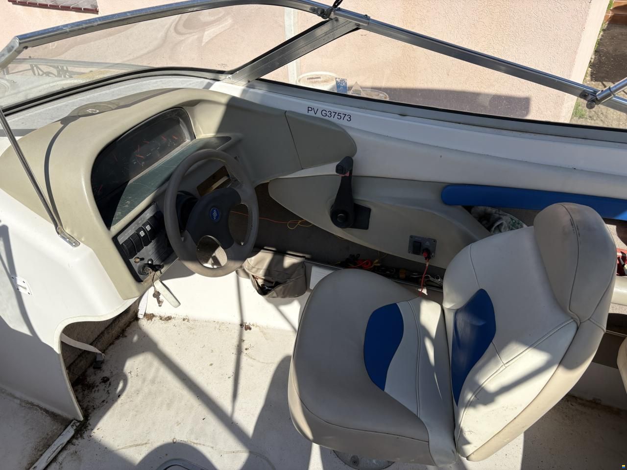 Four Winns 220 Horizon